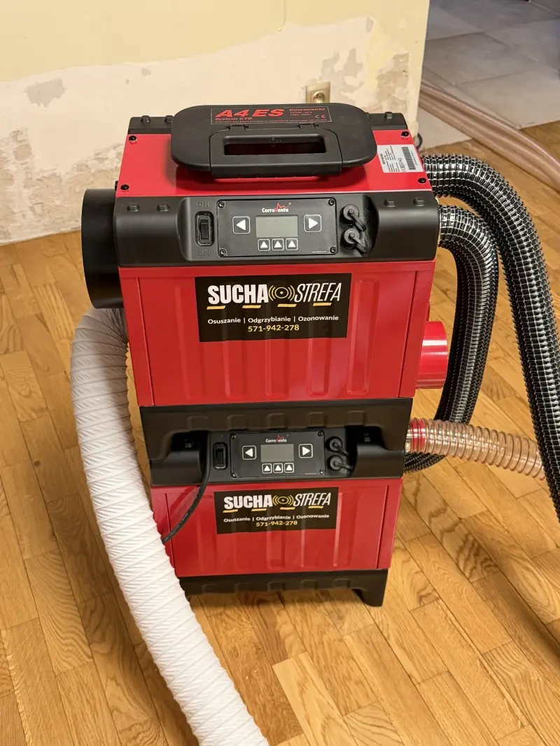 Osuszanie zalanego pomieszczenia w Poznaniu. Osuszacz adsorbcyjny.